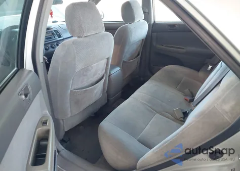 2004 Toyota Camry Le из США, поврежденный, VIN 4T1BE32K74U919160